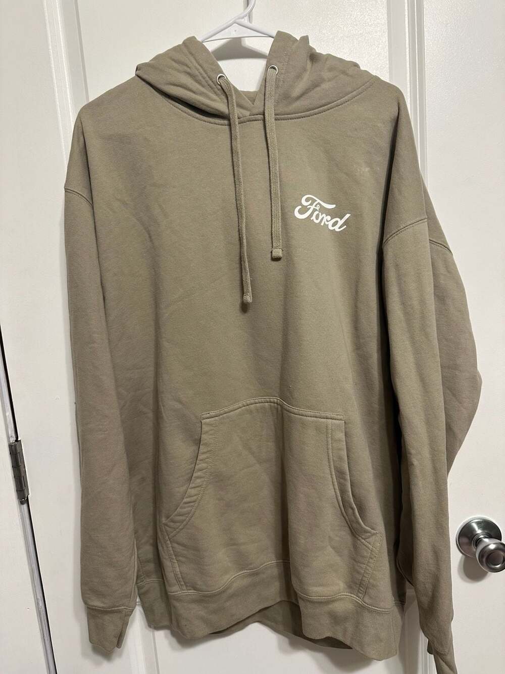 Ford Bronco V8 Power Riverside Vintage Advertisement‎ Graphic Hoodie